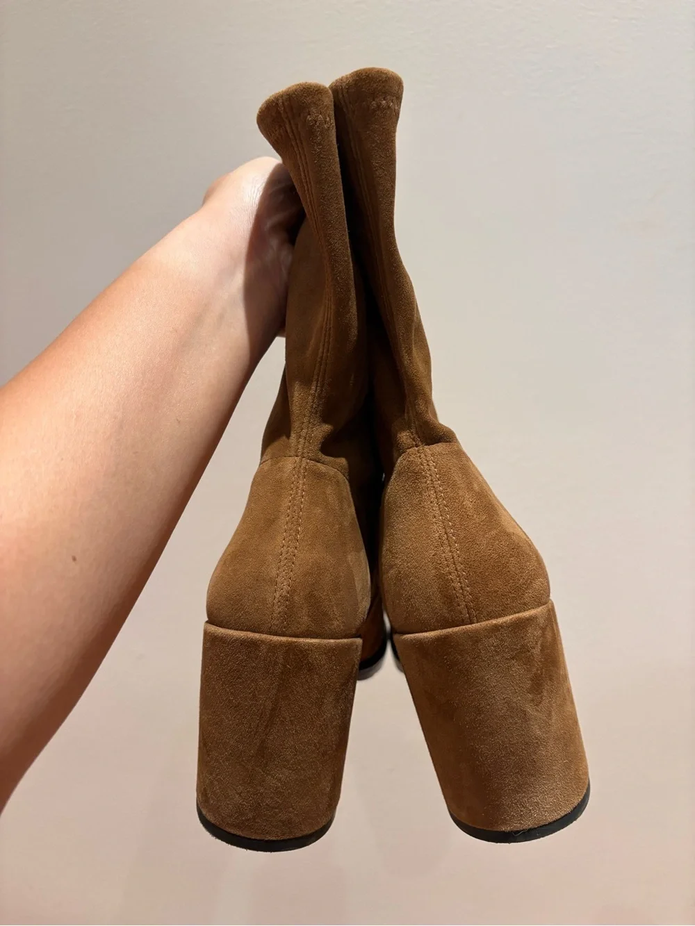 Stuart Weitzman excellent minimal